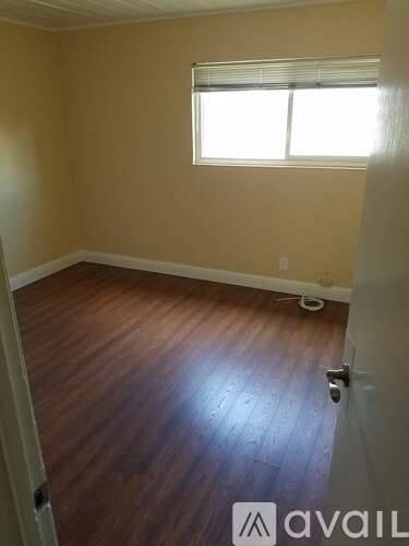 Main picture of 1443 Marclair Dr