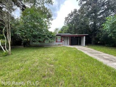 Main picture of 4056 Loys Dr