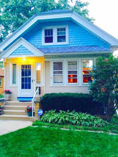 Main picture of 5120 N Elkhart Ave