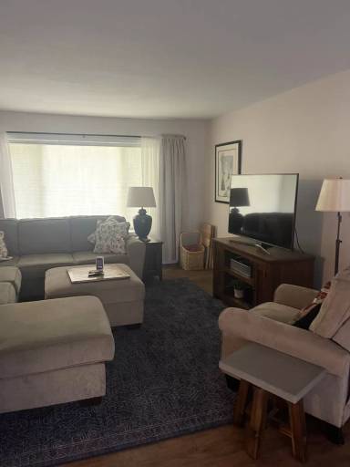 Main picture of 808 Caroline Ave