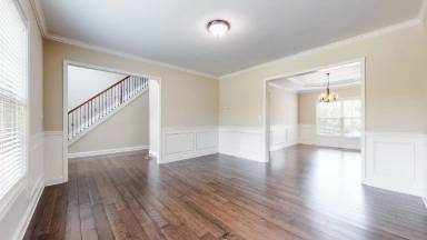 Main picture of 802 Urton Woods Way