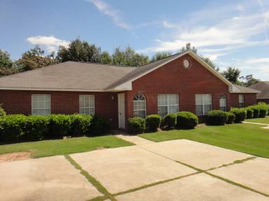Main picture of 249 E Veterans Blvd