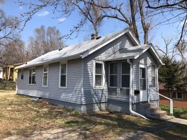 Main picture of 3674 Bedford Ave