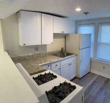 Main picture of 17 Union Ave