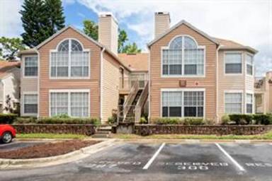 Main picture of 685 Youngstown Pkwy