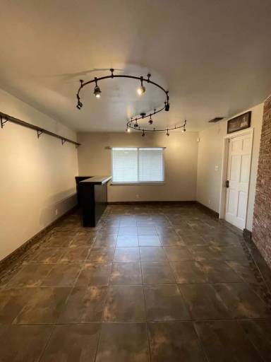 Main picture of 4014 E Fedora Ave