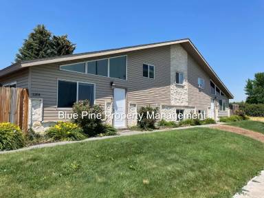 Main picture of 1201 N Skyline Dr