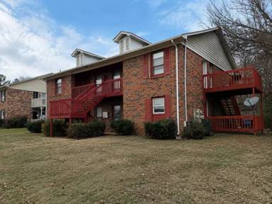 Main picture of 4414 Bonnell Drive Northwest - C