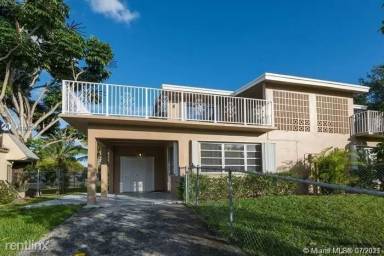 Main picture of 8862 SW 95th Ave