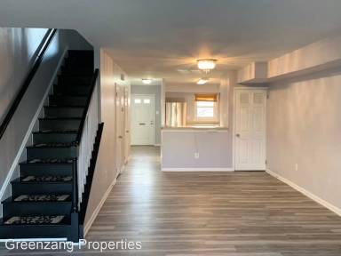 Main picture of 43 Winston Ct