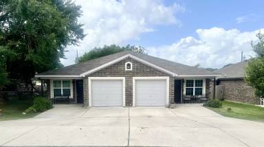Main picture of 916 Maplewood St