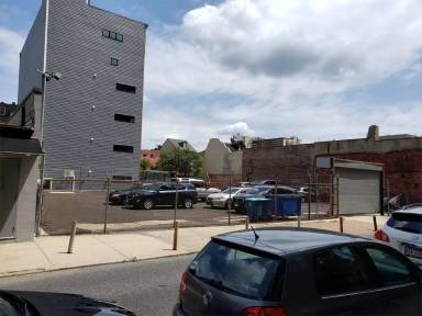 Main picture of 244 N 3rd St
