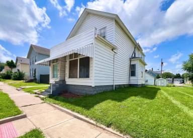 Main picture of 732 24th St
