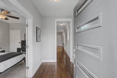 Main picture of 506A Buchanan St