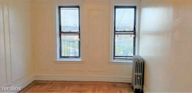 Main picture of 2800 Bailey Ave