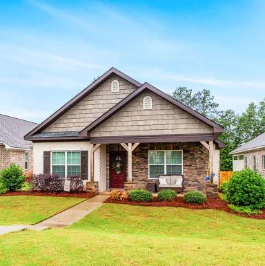 Main picture of 1111 Runningvine Ln