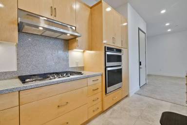 Main picture of 45228 Tom Blalock St
