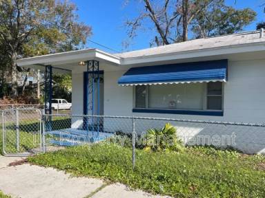 Main picture of 2038 Baldwin St