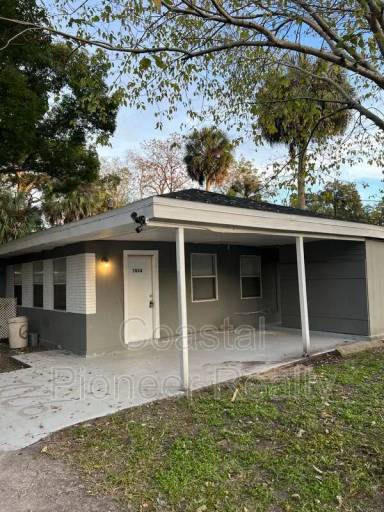 Main picture of 7026 Washington St