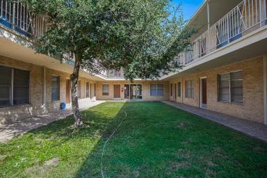 Main picture of 4333 McKinney Ave