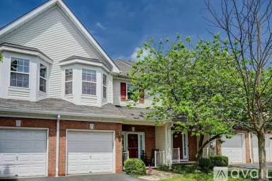 Main picture of 305 Birch Ct