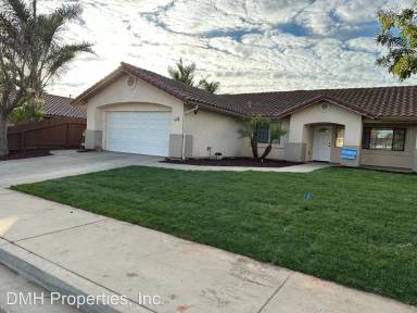 Main picture of 137 Santa Barbara St