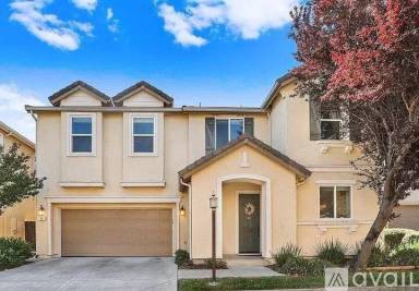 Main picture of 11 Tides Edge Pl
