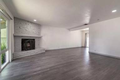 Main picture of 16521 E Nubia St