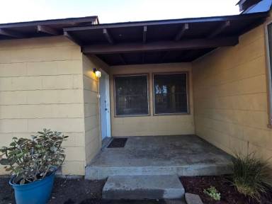 Main picture of 135 Terracina Way