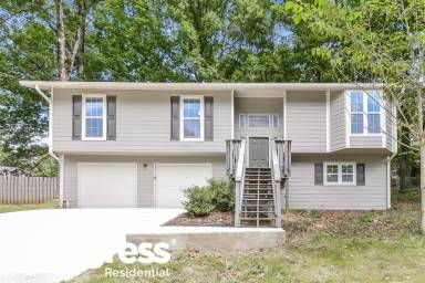 Main picture of 2145 Atkinson Ln
