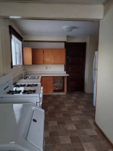 Main picture of 1906 E 4th St