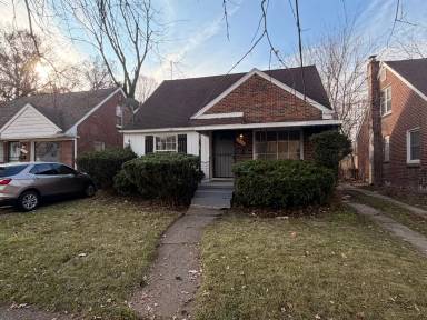 Main picture of 16189 W Parkway St