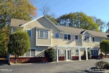Main picture of 60 Bay Spring Ave
