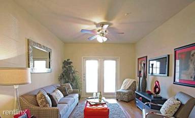 Main picture of 7461 Kitty Hawk