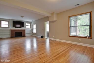 Main picture of 5419 S Hyde Park Blvd