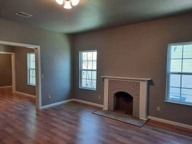 Main picture of 159 E Jordan St