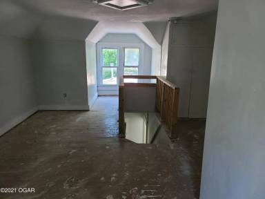 Main picture of 417 W Oak St
