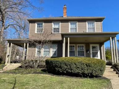 Main picture of 88 W North Broadway St