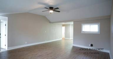 Main picture of 21455 Pickford St