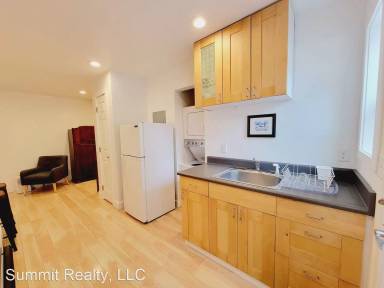 Main picture of 1624 Glacier Ave