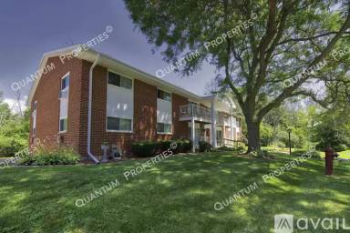 Main picture of 210 Williamsburg Dr