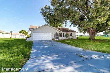 Main picture of 829 SW 18th St
