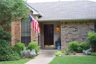 Main picture of 741 Sparrow Ln