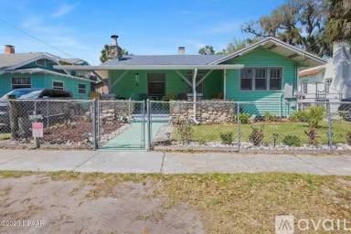 Main picture of 224 Taylor Ave