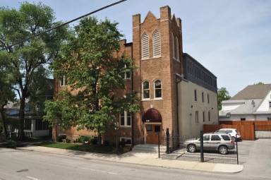 Main picture of 410 S College Ave