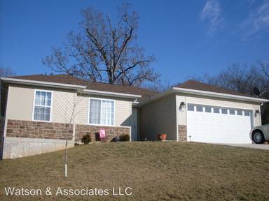 Main picture of 108 Lakeview Ct