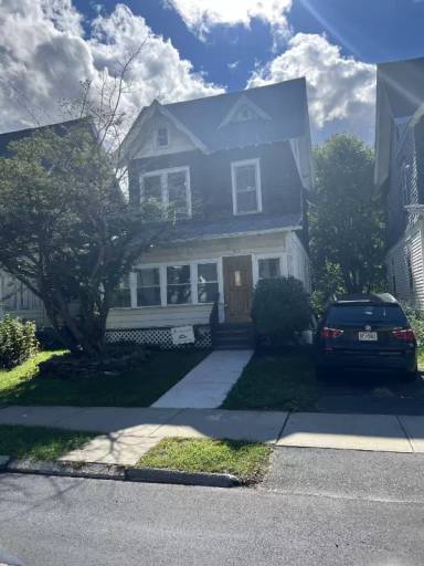 Main picture of 900 Myrtle Ave