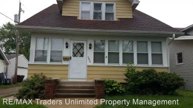 Main picture of 2624 N Linn St