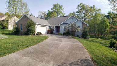 Main picture of 123 Wilbourn Dr