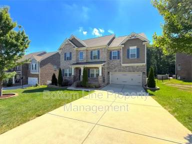Main picture of 178 Alexandria Dr